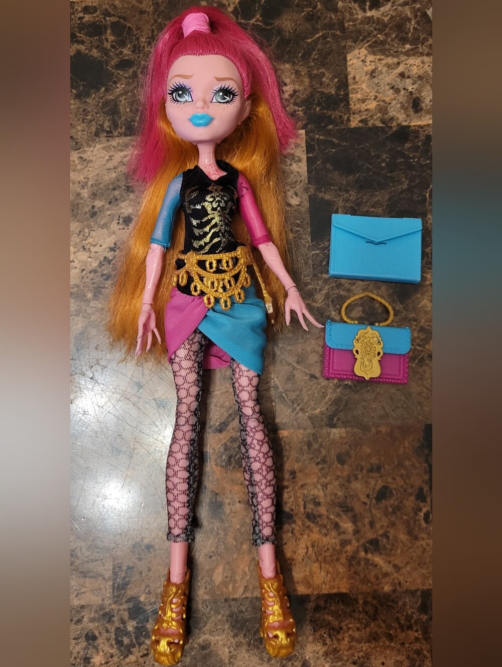 G1 Monster High New Scaremester Gigi Grant